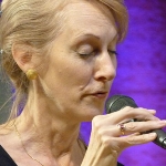 Lauren Newton