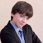 Joel Courtney