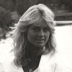 Mary Stavin