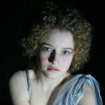 Julia Garner
