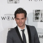 Greg Rikaart