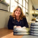 Elly Griffiths