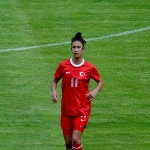 Esra Manya