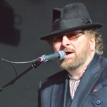 Chas Hodges