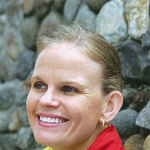 Claudia Poll