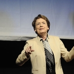 Catherine Lalumière