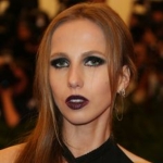 Allegra Versace Beck