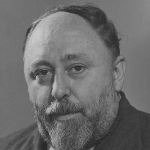 Elliot Paul