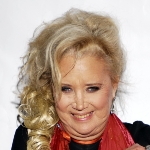 Sally Kirkland