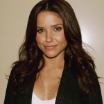 Sophia Bush - colleague of Stella Maeve