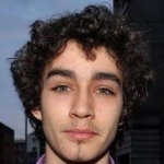 Robert Sheehan