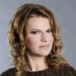 Sandra Bernhard